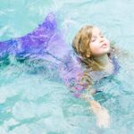 MEERJUNGFRAUENSCHWIMMEN